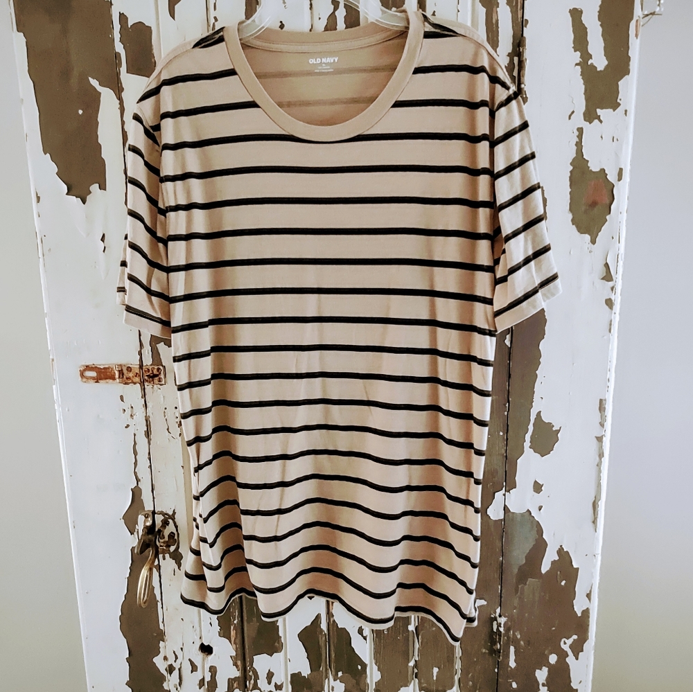 XL CREW NECK SOFT WASHED NWOT